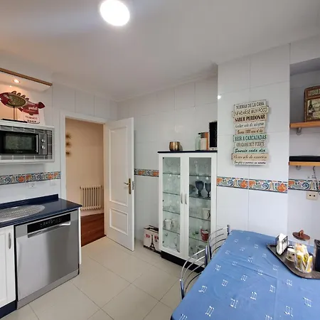 Jenaro De La Fuente Piso Dos Apartman