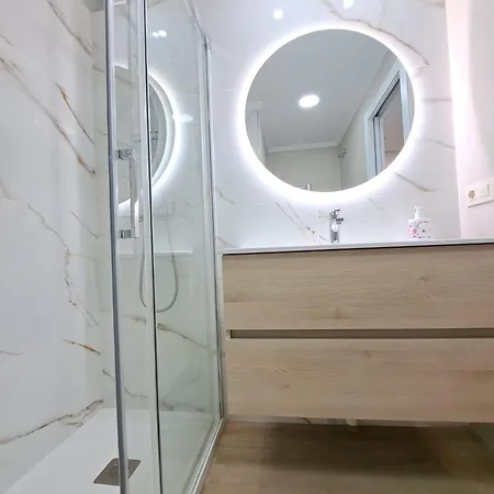 Jenaro De La Fuente Piso Dos * Vigo